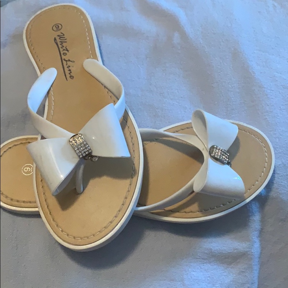 Sandals. Very gently worn. Size 9